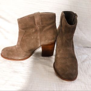 Suede booties, Size 8, Tan